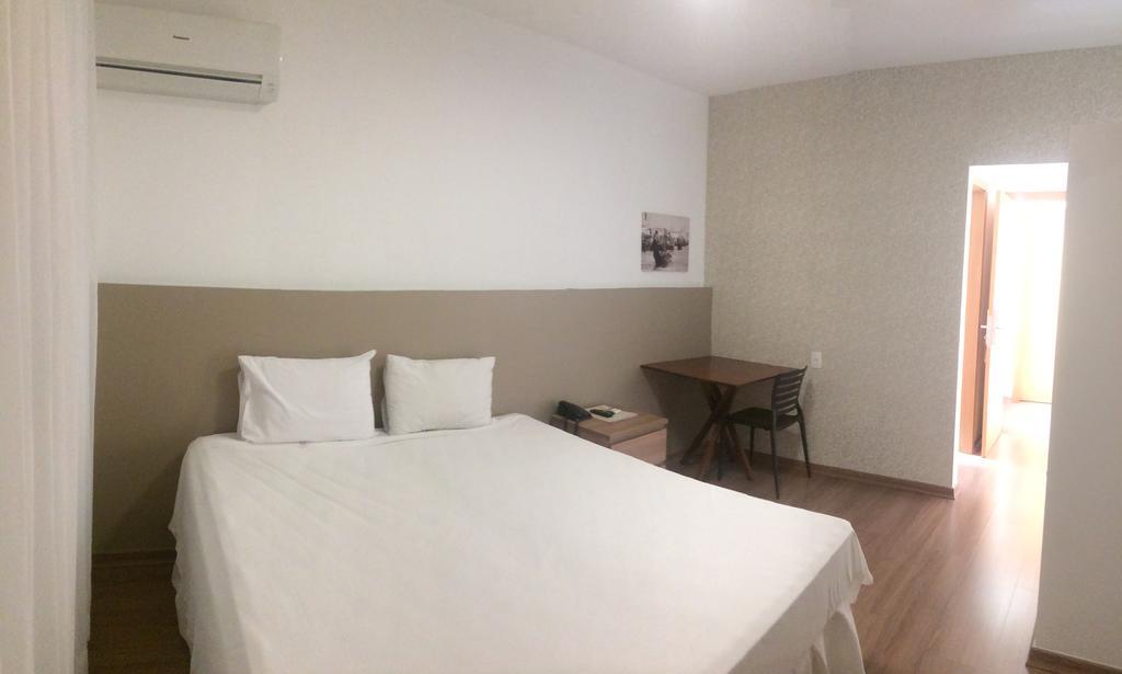 Lord Hotel Aeroporto Confins Vespasiano Eksteriør billede