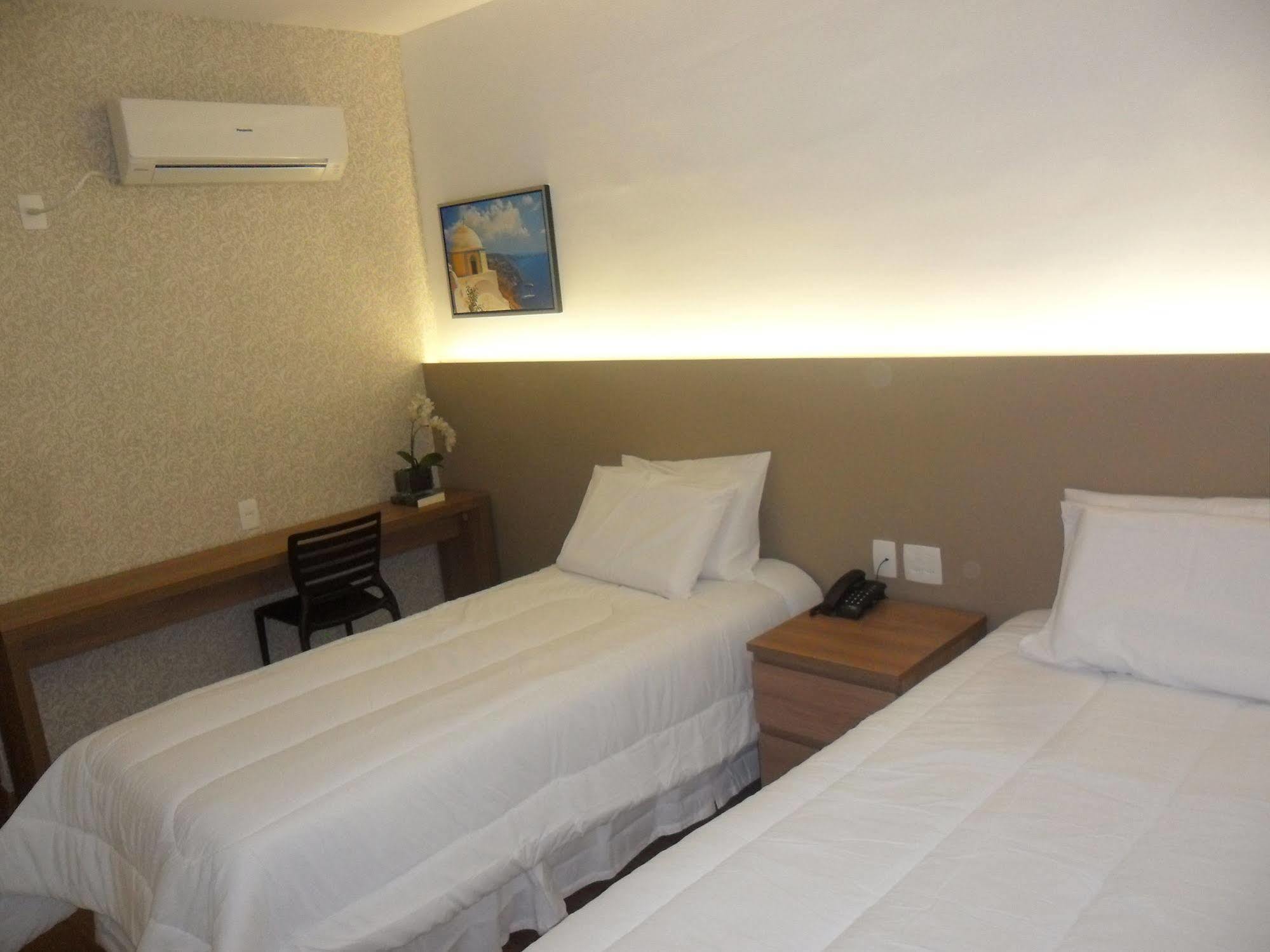 Lord Hotel Aeroporto Confins Vespasiano Eksteriør billede