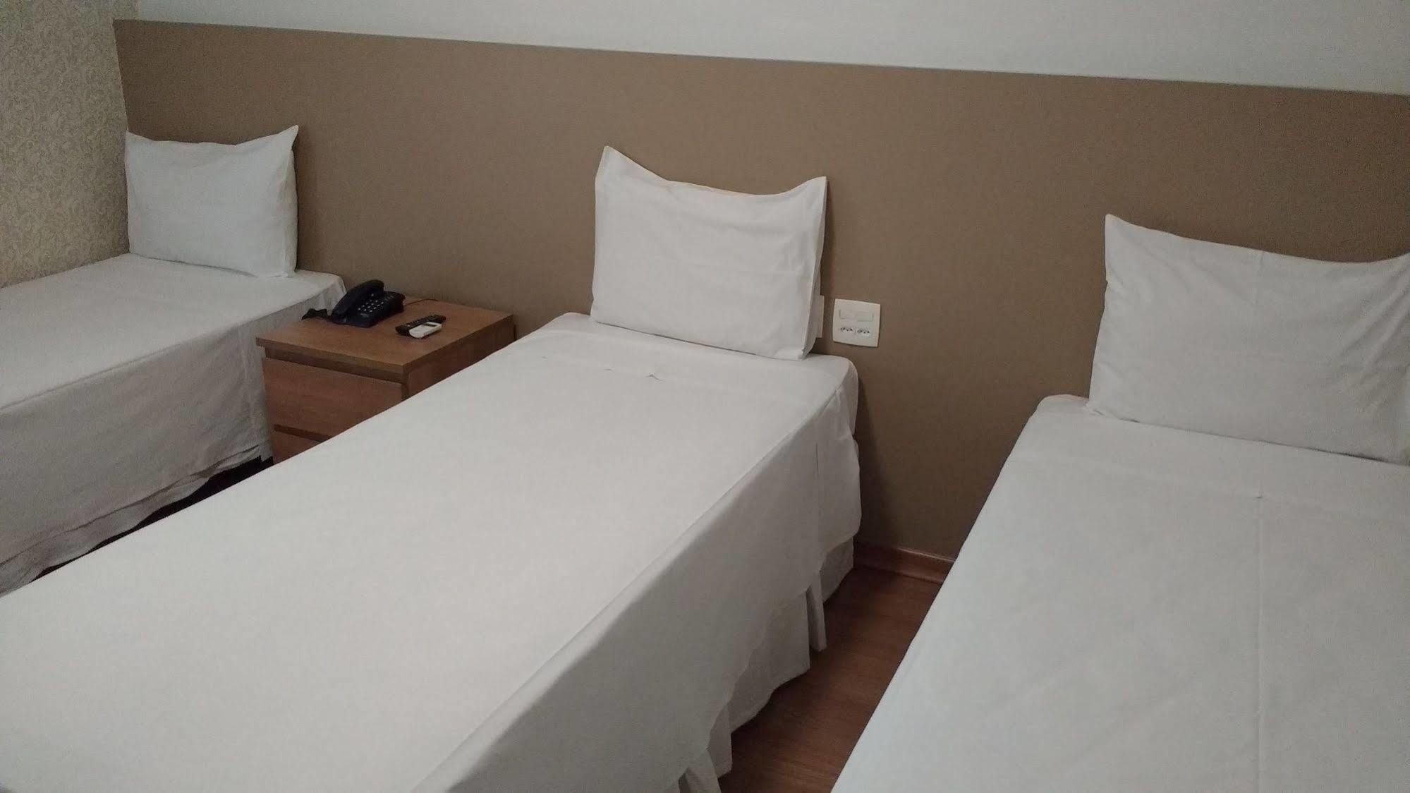 Lord Hotel Aeroporto Confins Vespasiano Eksteriør billede