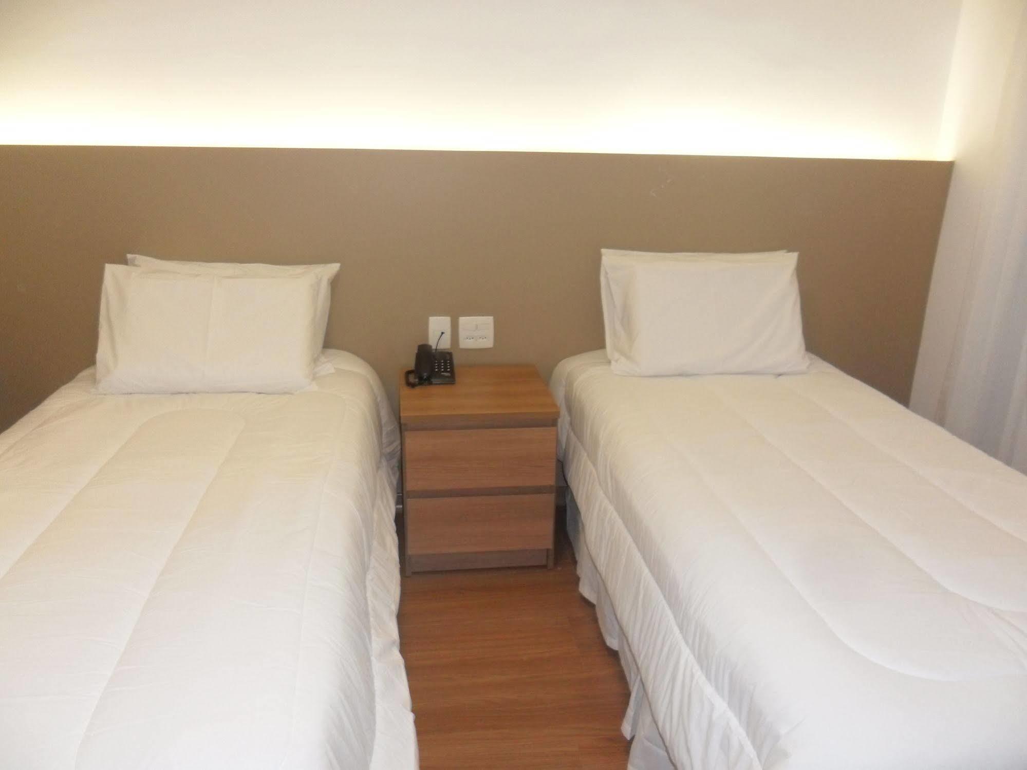 Lord Hotel Aeroporto Confins Vespasiano Eksteriør billede